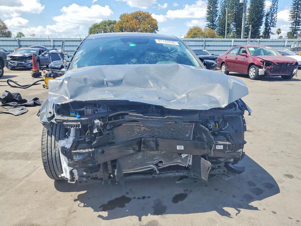 2025 Hyundai Elantra VIN KMHLM4DG9SU998365 COPART salvage auction — FRONT END, Fl - Certificate Of Destruction, sold $5,200 on 2026-07-29 (photo 5)