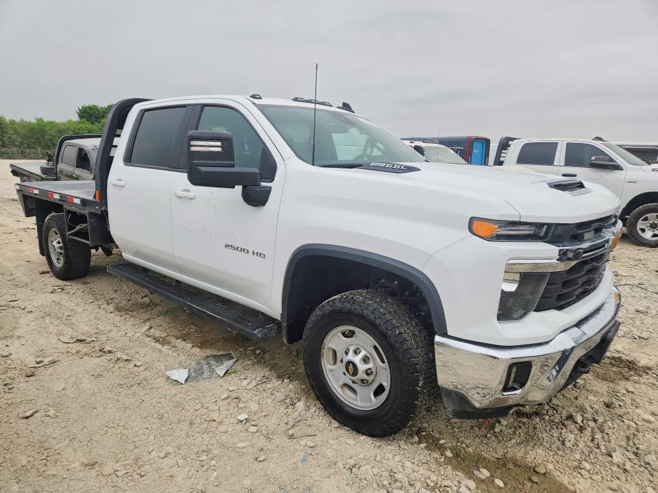 2024 Chevrolet Silverado VIN 1GB1YNE72RF221050 COPART salvage auction — NORMAL WEAR, NJ - CERTIFICATE OF TITLE, sold $26,500 on 2026-07-30 (photo 4)