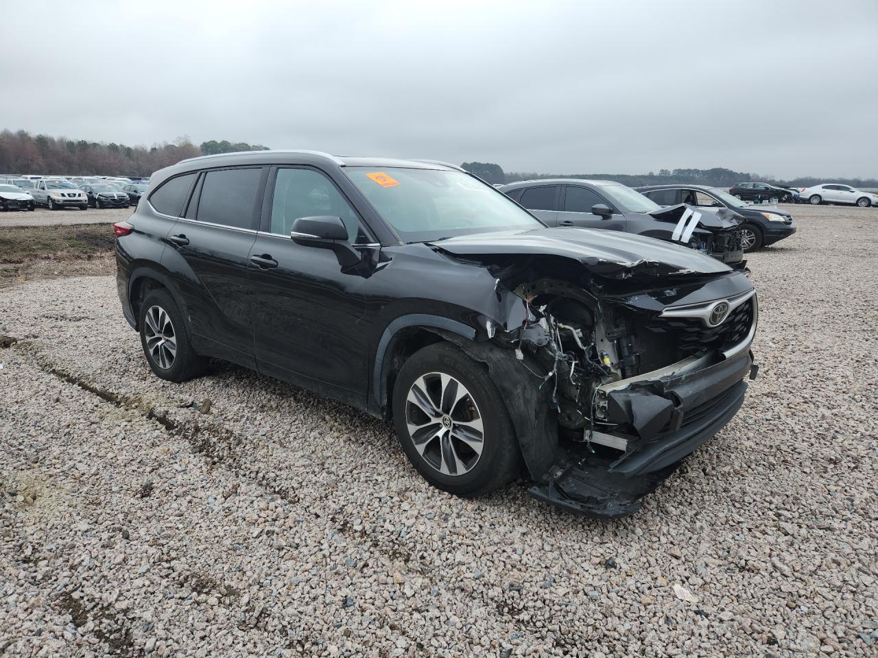 2021 Toyota Highlander VIN 5TDGZRAHXMS043650 COPART salvage auction — Front End, NC - SALVAGE CERTIFICATE OF TITLE, sold $15,100 on 2026-07-07 (photo 4)