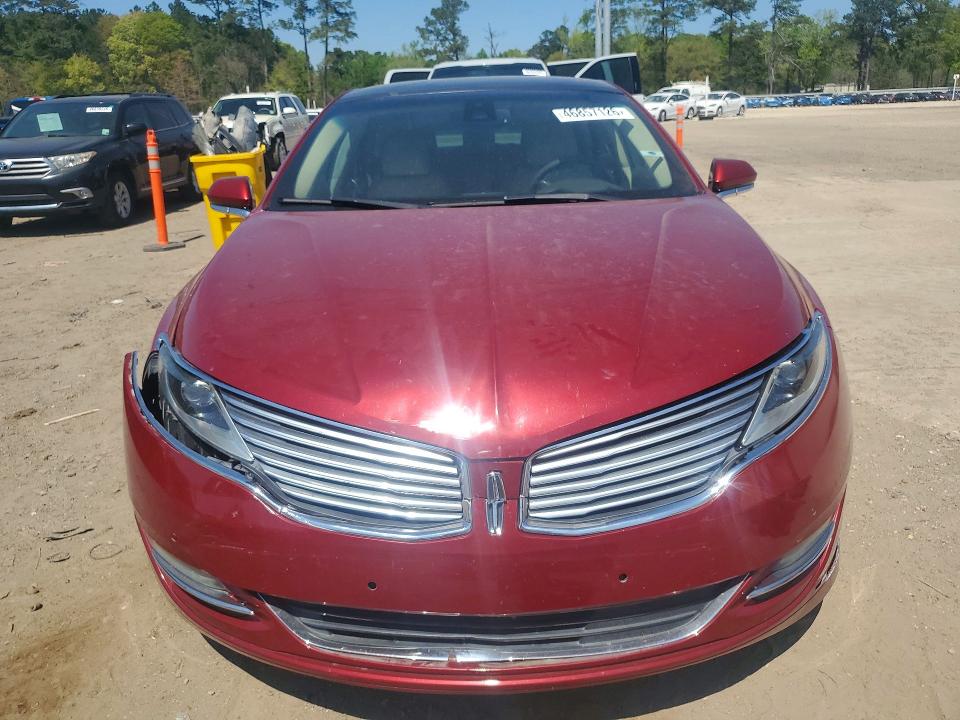 2013 Lincoln Mkz VIN 3LN6L2LUXDR813634 COPART salvage auction — REAR END, Tx - Salvage Vehicle Title, sold $125 on 2026-07-02 (photo 5)