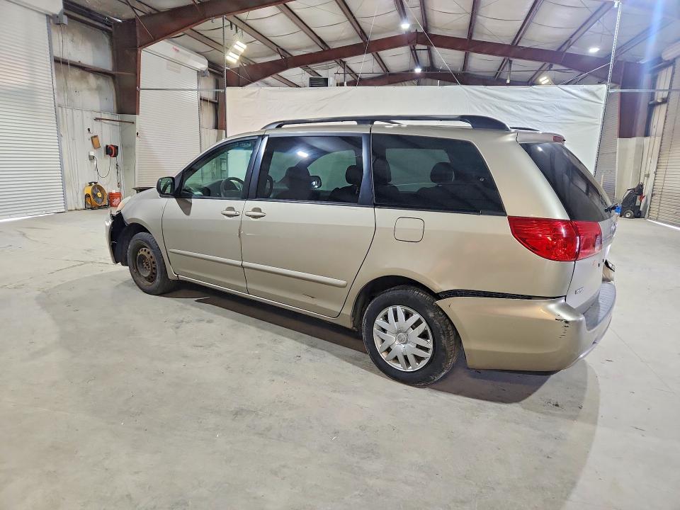 2007 Toyota Sienna VIN 5TDZK23C87S050445 COPART salvage auction — FRONT END, MA - CERT OF TITLE-RECONSTRCTD COLL, sold $550 on 2026-07-22 (photo 2)