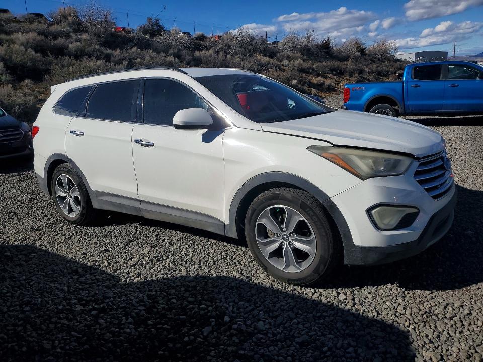 2016 Hyundai Santa fe VIN KM8SM4HF5GU143702 COPART salvage auction — REAR END, Nv - Salvage Title, sold $1,250 on 2026-07-23 (photo 4)