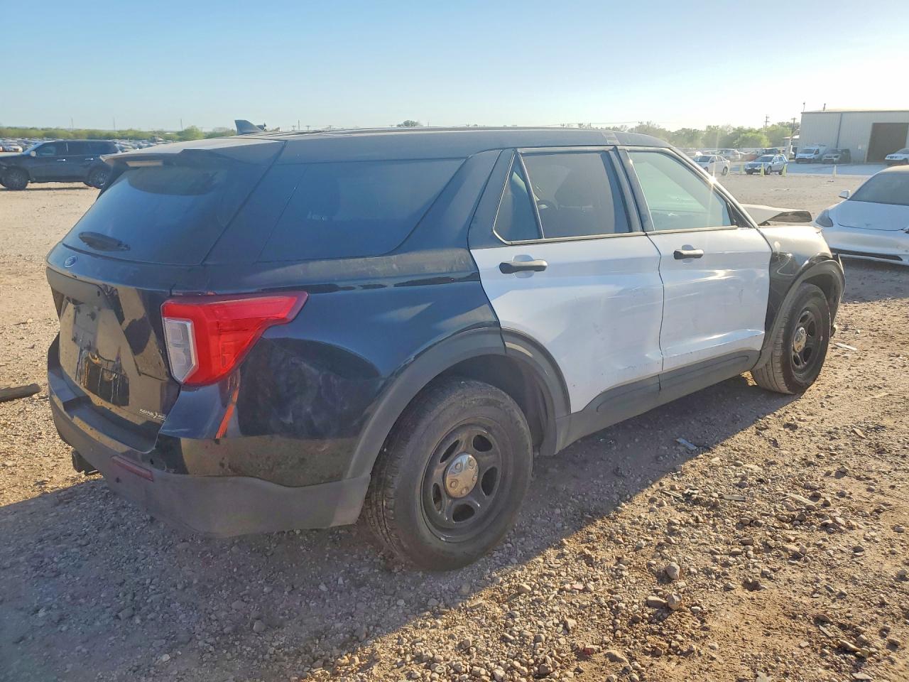 2024 Ford Explorer VIN 1FM5K8AB9RGA26739 COPART salvage auction — Front End, TX - SALVAGE VEHICLE TITLE, sold $5,100 on 2026-07-08 (photo 3)