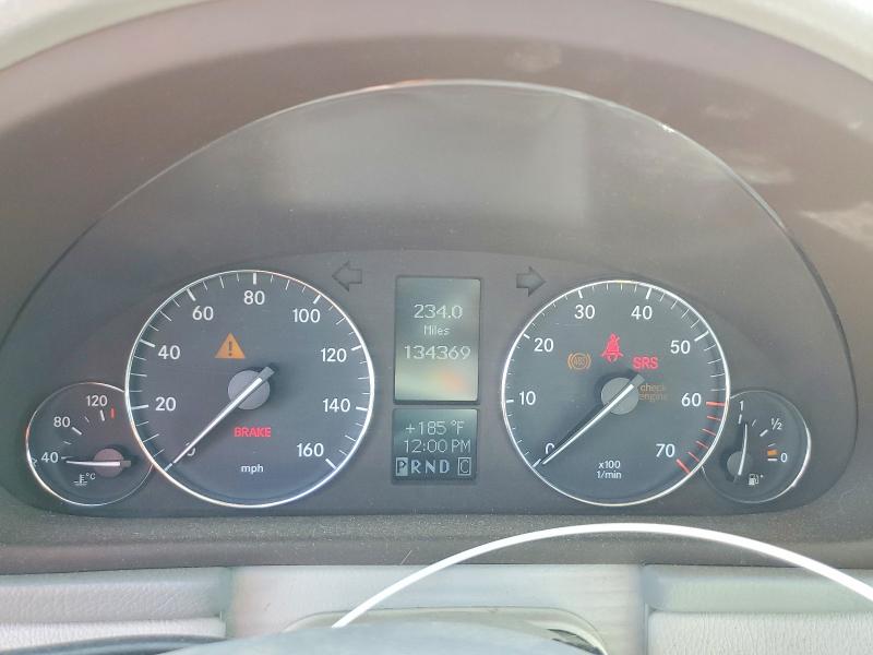2005 Mercedes-benz C class VIN WDBRF61J75F558463 COPART salvage auction — MINOR DENT/SCRATCHES, Ca - Dis/Dlr/Exp Only Clean Title, sold $500 on 2026-07-08 (photo 9)