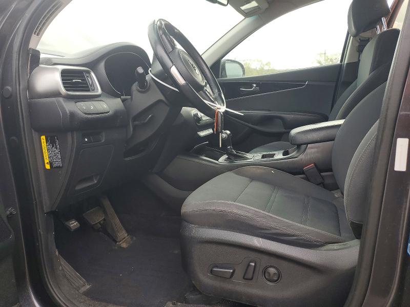 2017 Kia Sorento VIN 5XYPGDA5XHG302994 COPART salvage auction — MINOR DENT/SCRATCHES, Tn - Certificate Of Title, sold $1,850 on 2026-07-27 (photo 7)