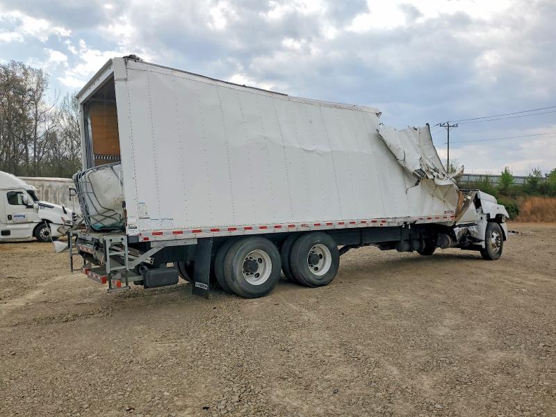 2024 Hino Hino xl8 VIN 5PVNM9AV2R5S50039 COPART salvage auction — ROLLOVER, VA - CERT OF TITLE - SALVAGE, sold $1,250 on 2026-07-23 (photo 4)