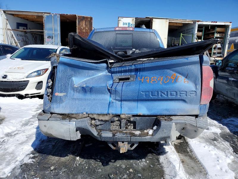 2017 Toyota VIN 5TFUY5F19HX671077 COPART salvage auction — REAR END, Qc - Gravement Accidente, sold $1,700 on 2026-07-21 (photo 6)