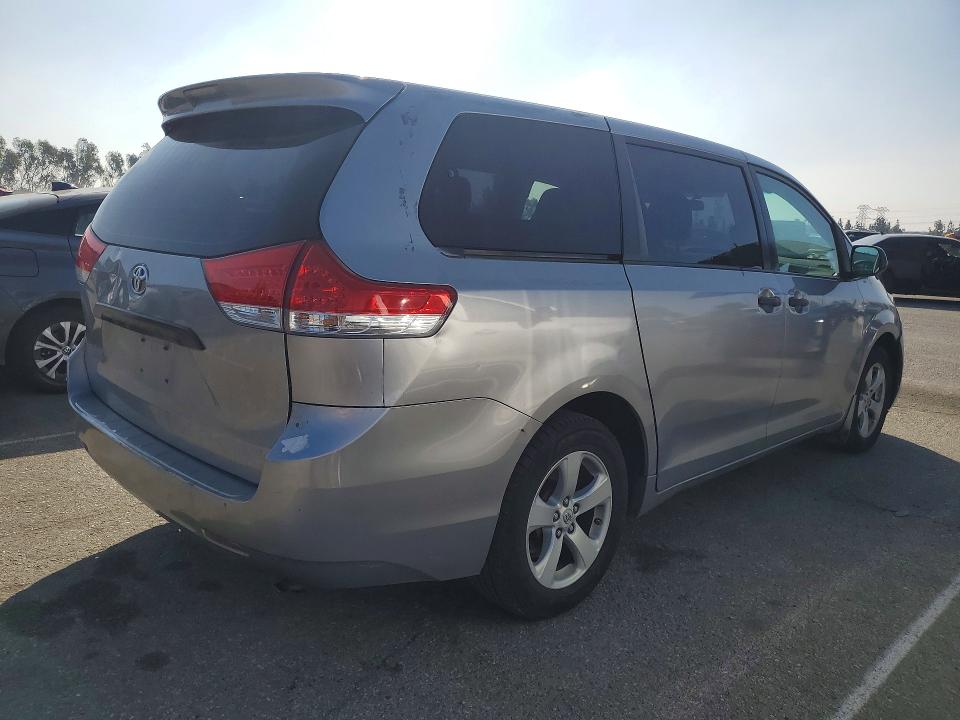 2011 Toyota Sienna VIN 5TDKA3DC9BS008044 COPART salvage auction — FRONT END, CA - SALVAGE CERTIFICATE, sold $1,650 on 2026-07-30 (photo 3)