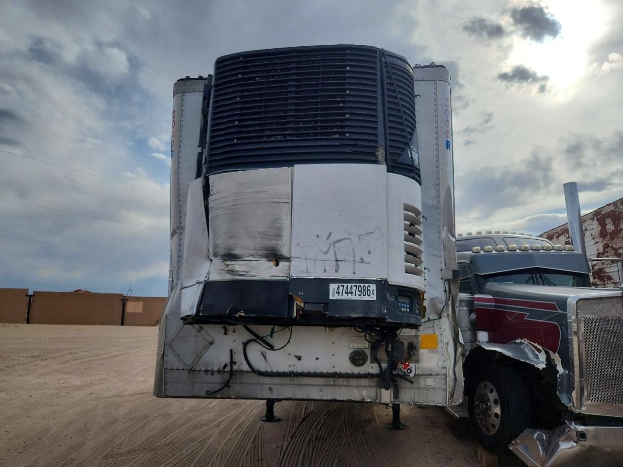 2005 Utility Vs2ra VIN 1UYVS25305U504208 COPART salvage auction — Front End, NM - CERT OF TITLE-SALVAGE, sold $900 on 2026-10-17 (photo 7)
