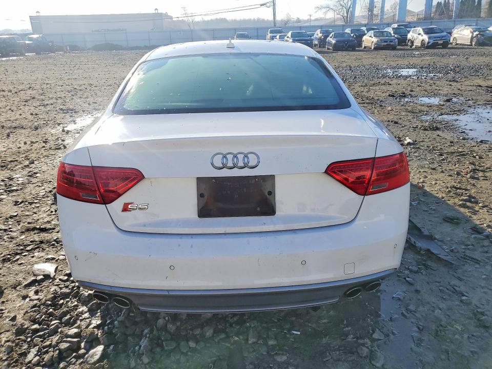 2014 Audi Rs5 VIN WAUCGAFR3EA015580 COPART salvage auction — FRONT END, Nj - Cert Of Title-Salvage, sold $7,600 on 2026-07-08 (photo 6)