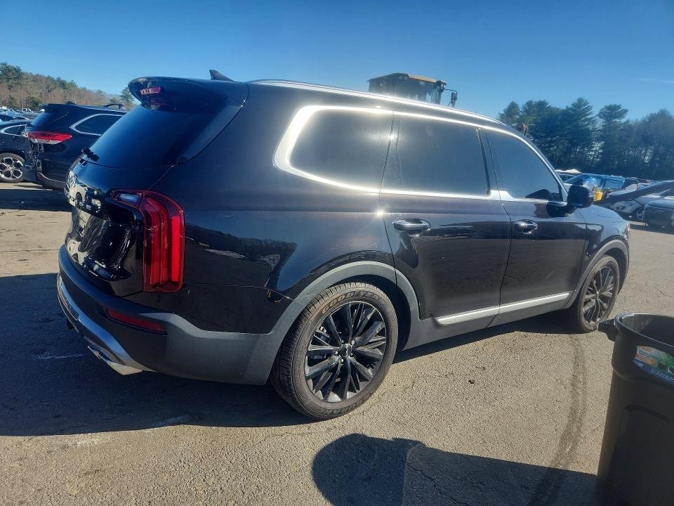 2022 Kia Telluride VIN 5XYP5DHC7NG270480 COPART salvage auction — SIDE, Ri - Salvage Certificate Of Title, sold $8,300 on 2026-07-07 (photo 3)