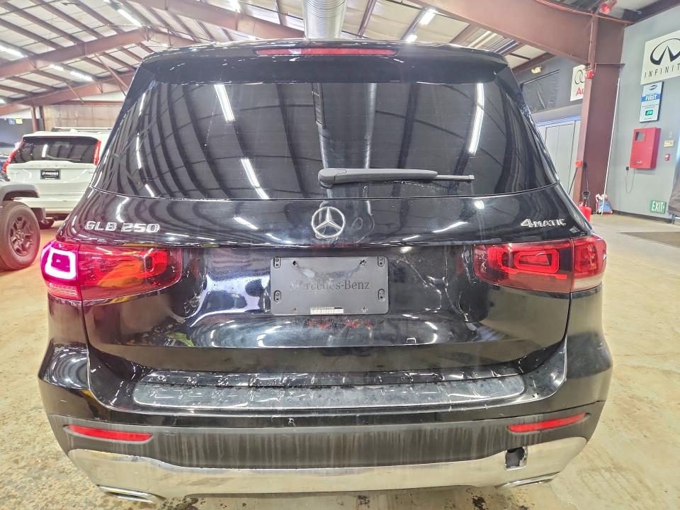 2021 Mercedes-benz Glb VIN W1N4M4HB4MW109298 COPART salvage auction — MINOR DENT/SCRATCHES, Wv - Certificate Of Title (P), sold $15,000 on 2026-07-02 (photo 6)