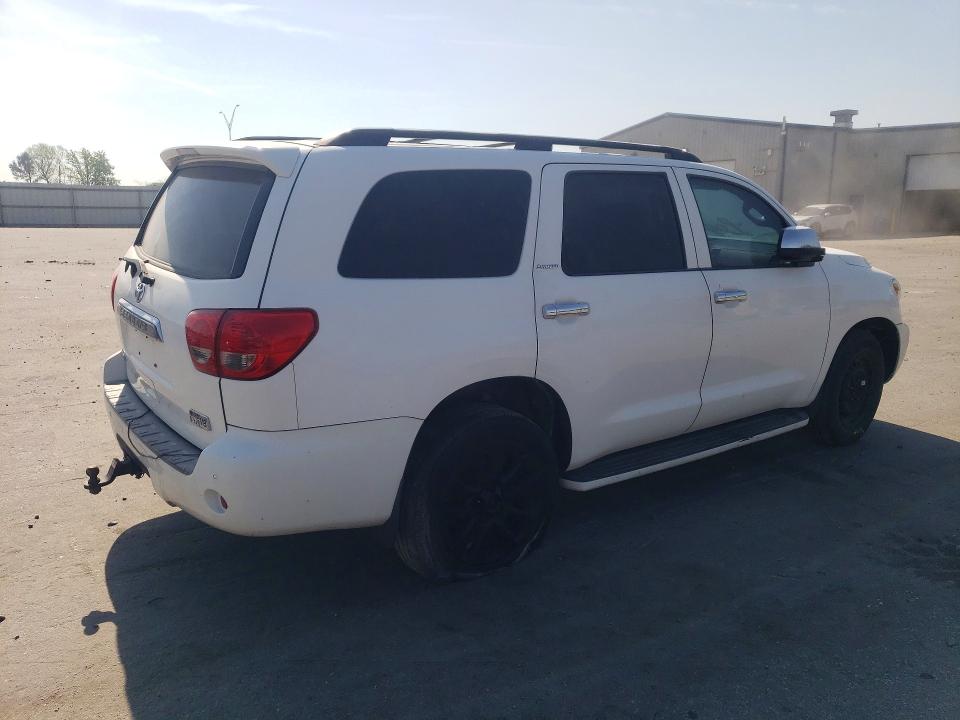2010 Toyota Sequoia VIN 5TDKY5G14AS024653 COPART salvage auction — MINOR DENT/SCRATCHES, Nc - Dealer Only Clean Title (P), sold $3,450 on 2026-07-21 (photo 3)