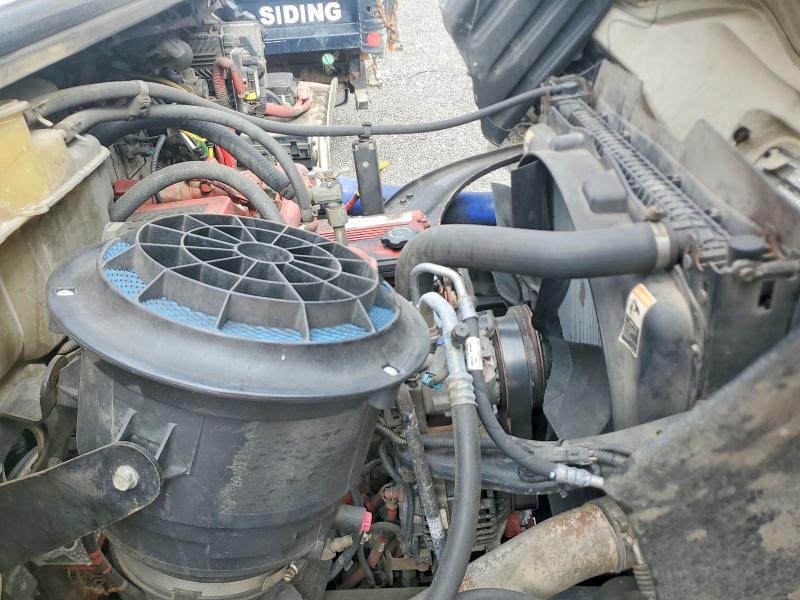 2017 Freigliner VIN 1FVHCYCY1HHJB2247 COPART salvage auction — UNDERCARRIAGE, WV - SALVAGE CERTIFICATE, sold $400 on 2026-07-30 (photo 7)