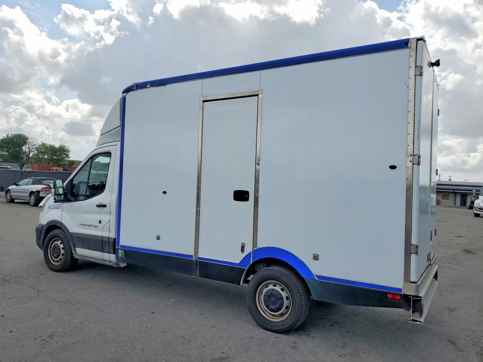 2021 Ford Transit VIN 1FDBW5Z85MKA84383 COPART salvage auction — NORMAL WEAR, Fl - Certificate Of Title, sold $11,000 on 2026-09-24 (photo 2)