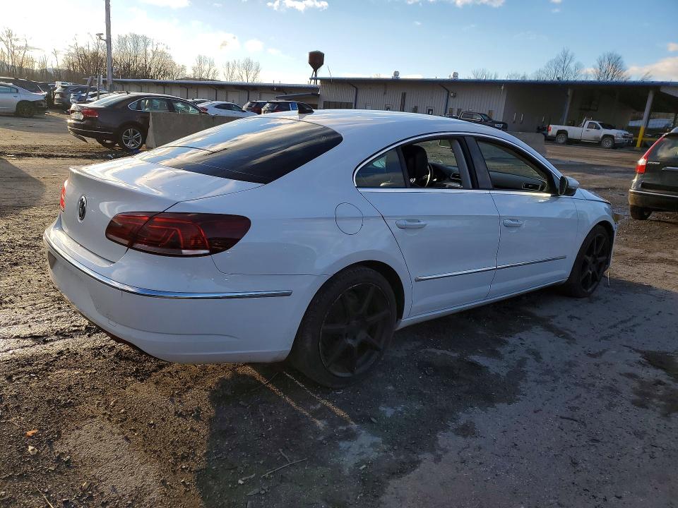 2013 Volkswagen VIN WVWBP7AN1DE521891 COPART salvage auction — MINOR DENT/SCRATCHES, Ny - Certificate Of Title, sold $550 on 2026-08-01 (photo 3)