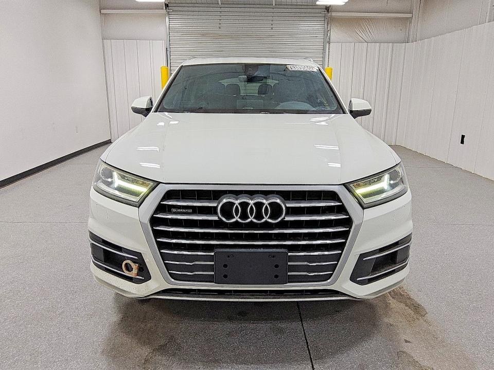 2017 Audi Q7 VIN WA1LHAF70HD044594 COPART salvage auction — MECHANICAL, AZ - CERTIFICATE OF TITLE, sold $1,750 on 2026-07-02 (photo 5)