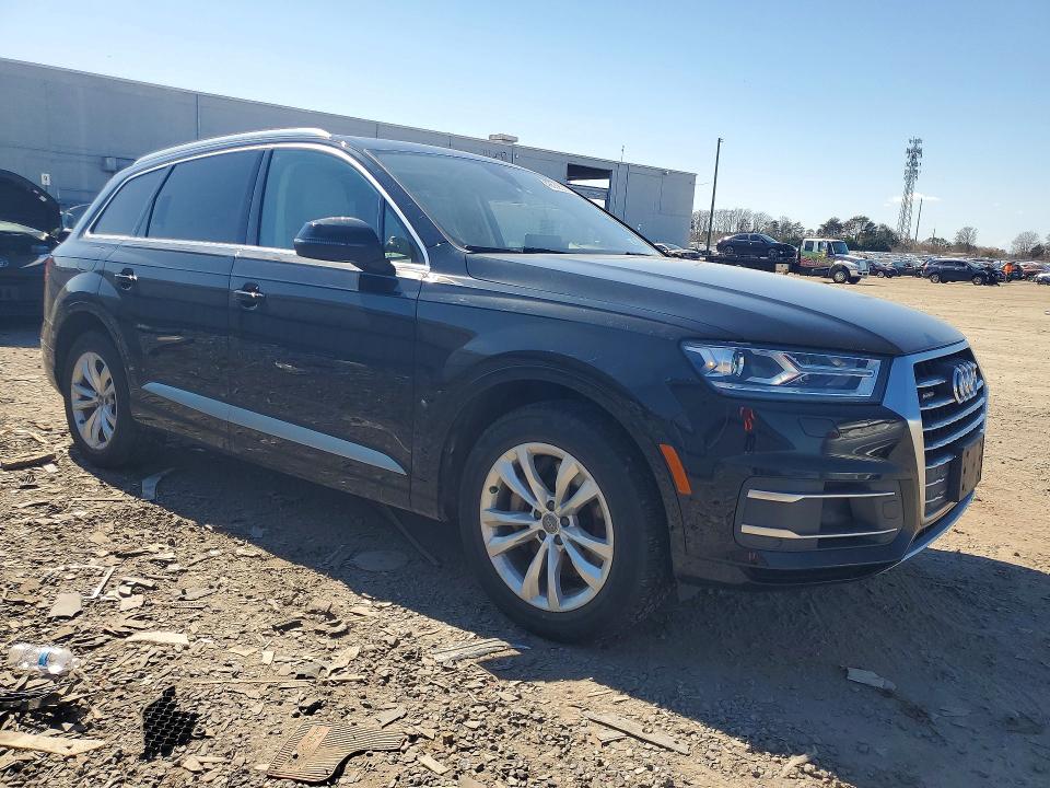 2019 Audi Q7 VIN WA1AAAF71KD002373 COPART salvage auction — MINOR DENT/SCRATCHES, Va - Certificate Of Title (P), sold $7,300 on 2026-07-29 (photo 4)
