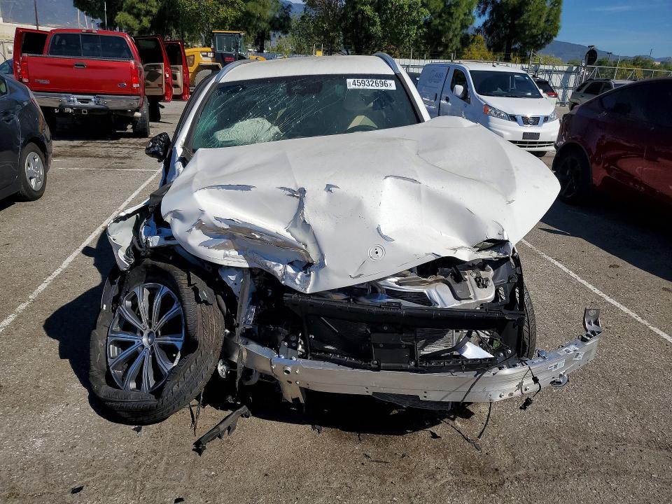 2024 Mercedes-benz Glc VIN W1NKM4HB1RF171546 COPART salvage auction — FRONT END, CA - DIS/DLR/EXP ONLY CLEAN TITLE, sold $9,000 on 2026-07-08 (photo 5)