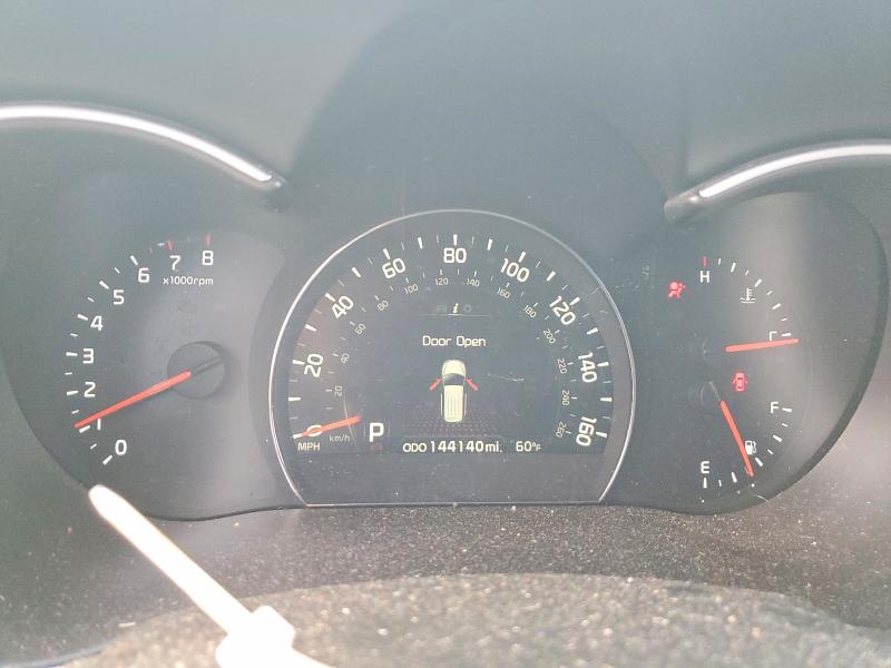 2015 Kia Sorento VIN 5XYKU4A79FG619392 COPART salvage auction — SIDE, Salvage Title, sold $1,400 on 2026-07-29 (photo 9)