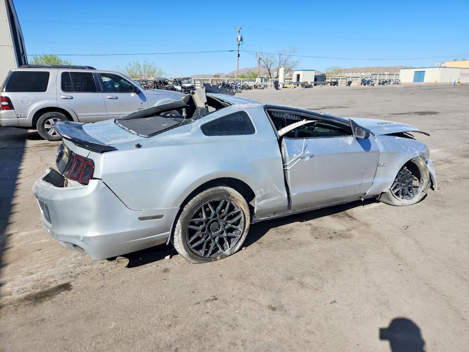 2014 Ford Mustang VIN 1ZVBP8CFXE5299121 COPART salvage auction — ROLLOVER, TX - NONREPAIRABLE TITLE, sold $2,400 on 2026-07-06 (photo 3)
