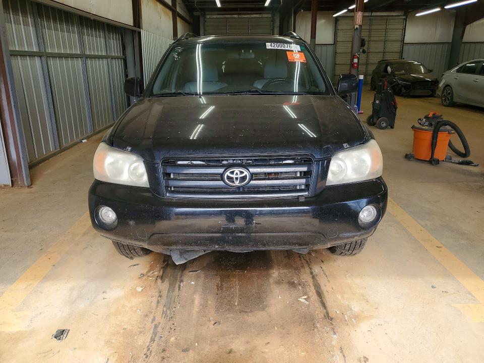 2004 Toyota Highlander VIN JTEEP21A740031154 COPART salvage auction — REAR END, Nc - Salvage Certificate Of Title, sold $550 on 2026-07-08 (photo 5)