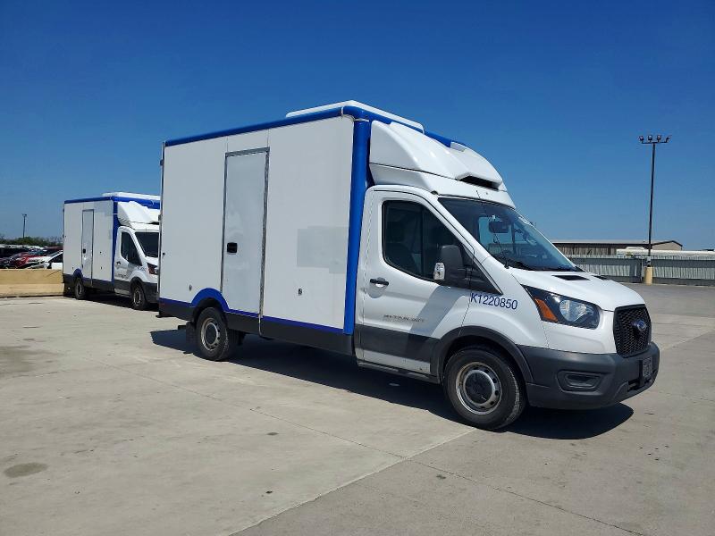 2022 Ford Transit VIN 1FDBW5Z83NKA39850 COPART salvage auction — NORMAL WEAR, Tx - Certificate Of Title, sold $17,000 on 2026-07-30 (photo 1)