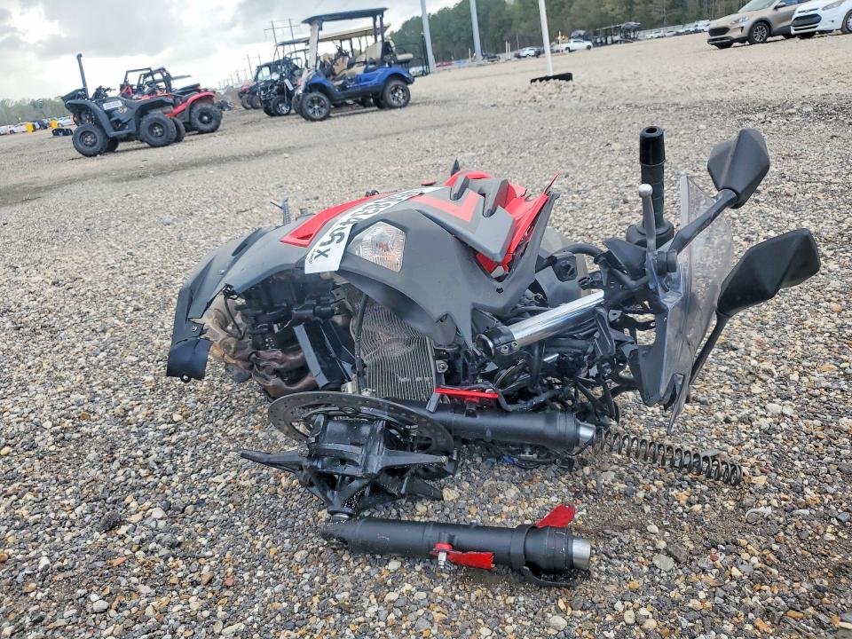 2025 Kawasaki Zx VIN ML5EXGG1XSDA47697 COPART salvage auction — FRONT END, La - Permit To Sell, sold $150 on 2026-07-10 (photo 2)
