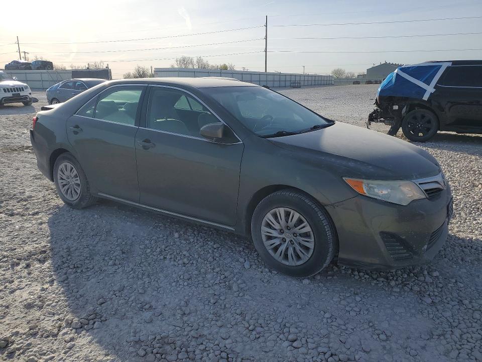 2014 Toyota Camry VIN 4T4BF1FK1ER422799 COPART salvage auction — REAR END, Tx - Salvage Vehicle Title, sold $2,800 on 2026-07-02 (photo 4)