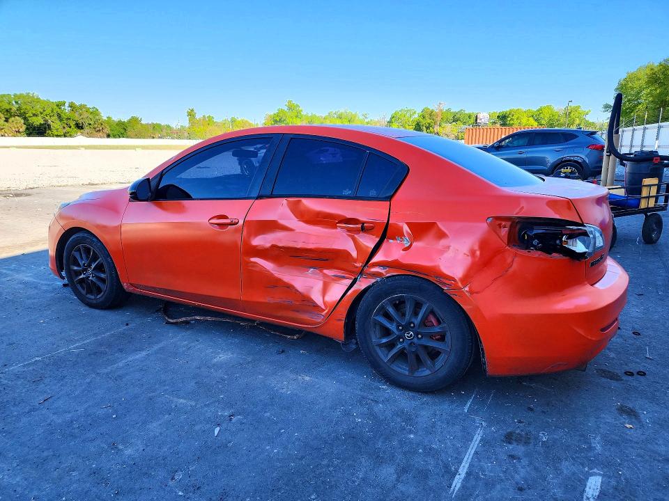 2013 Mazda VIN JM1BL1U74D1702688 COPART salvage auction — REAR END, Fl - Cert Of Title Slvg Rebuildable, sold $450 on 2026-07-08 (photo 2)