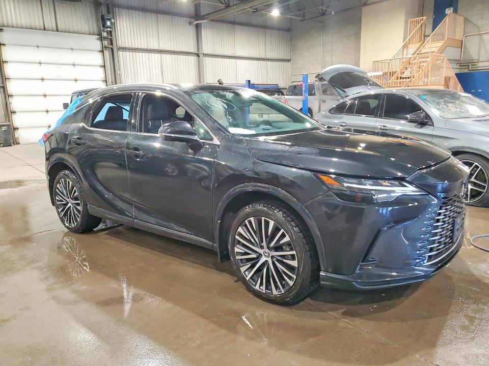 2024 Lexus Rx VIN 2T2BBMCA6RC025255 COPART salvage auction — VANDALISM, ON - PERMIT NO BRAND - UNFIT, sold $15,900 on 2026-07-28 (photo 4)