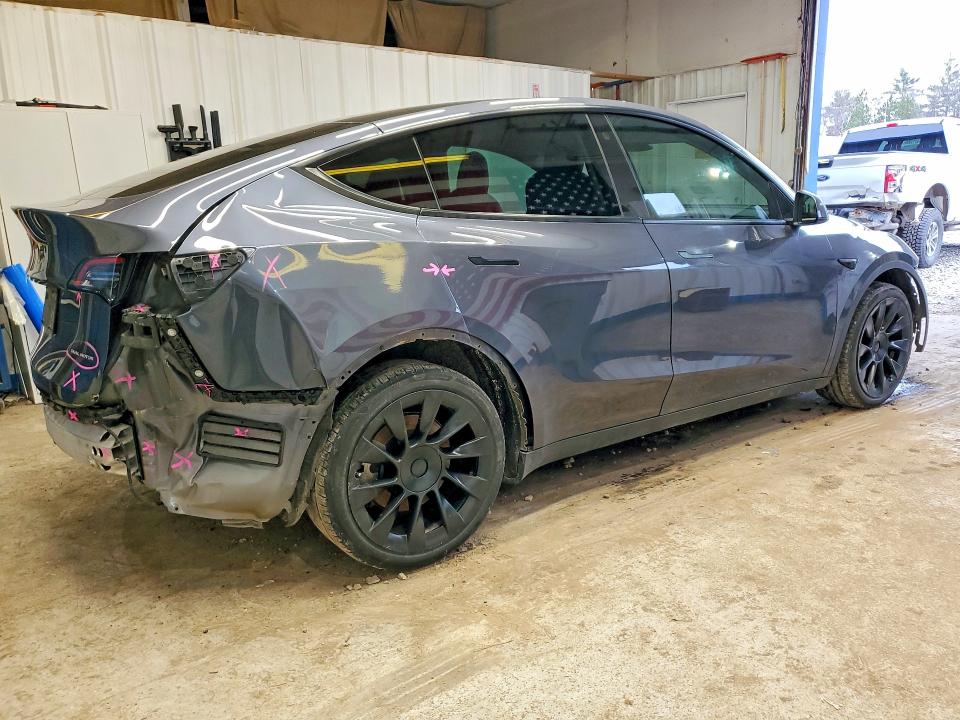 2022 Tesla Model y VIN 7SAYGDEE6NF445283 COPART salvage auction — REAR END, Nh - Cert Of Title-Salvage, sold $8,600 on 2026-07-04 (photo 3)