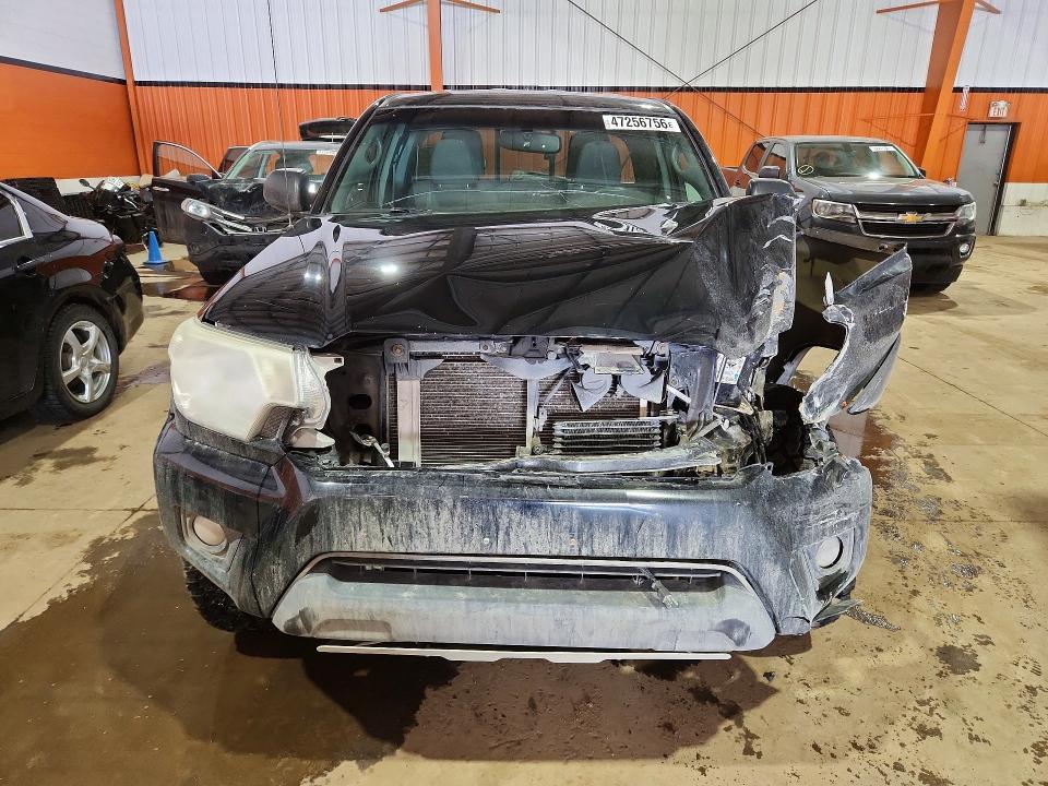 2015 Toyota Tacoma VIN 5TFUU4EN8FX117102 COPART salvage auction — FRONT END, Ab - Bos - Salvage, sold $7,400 on 2026-07-07 (photo 5)