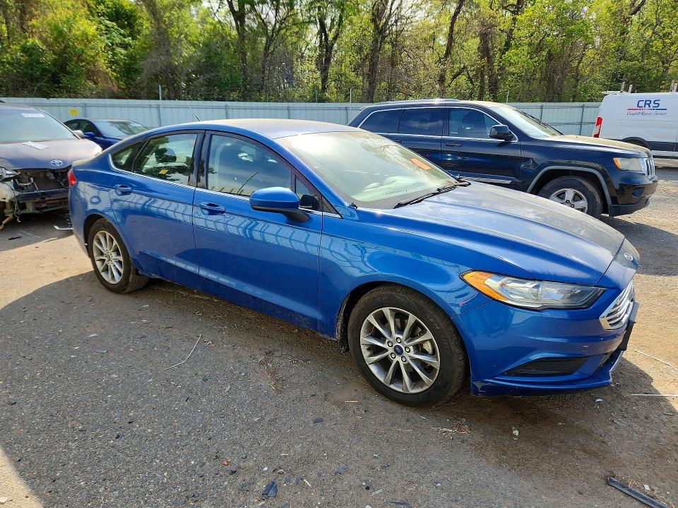 2017 Ford Fusion VIN 3FA6P0H70HR342590 COPART salvage auction — FRONT END, AR - CERT OF TITLE-SALVAGE, sold $2,200 on 2026-07-02 (photo 4)
