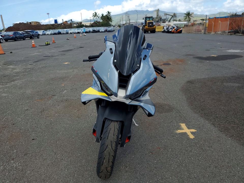 2025 BMW S VIN WB10P2304S6L40669 COPART salvage auction — VANDALISM, Hi - Bill Of Sale - Parts Only, sold $9,200 on 2026-07-13 (photo 2)