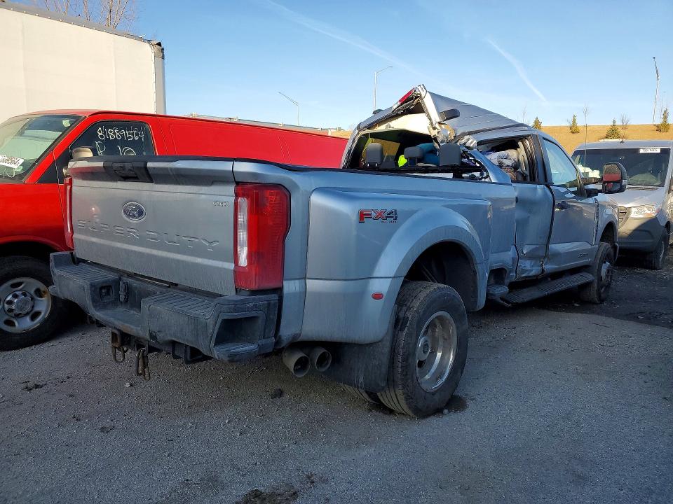 2024 Ford F-350 super duty VIN 1FT8W3DT5REE84738 COPART salvage auction — SIDE, IN - CERT OF TITLE-SALVAGE TITLE, sold $11,400 on 2026-07-15 (photo 3)