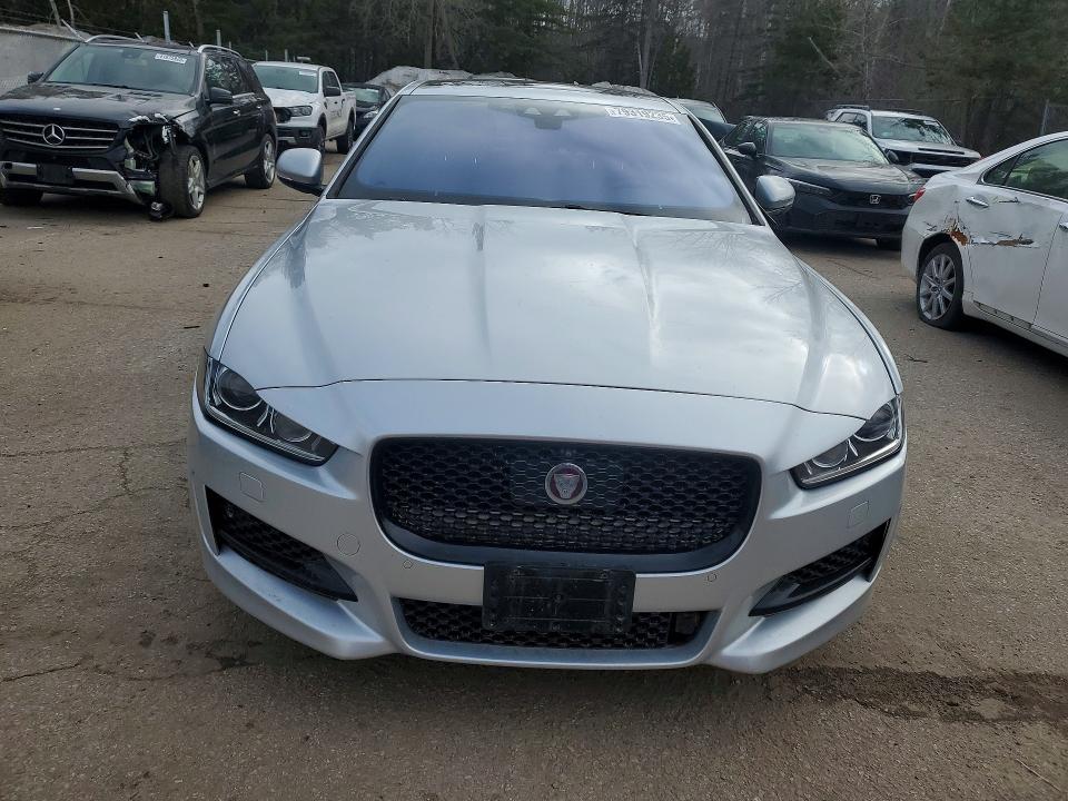 2018 Jaguar VIN SAJAL4FX8JCP36631 COPART salvage auction — SIDE, On - Permit No Brand - Unfit, sold $2,750 on 2026-07-23 (photo 5)