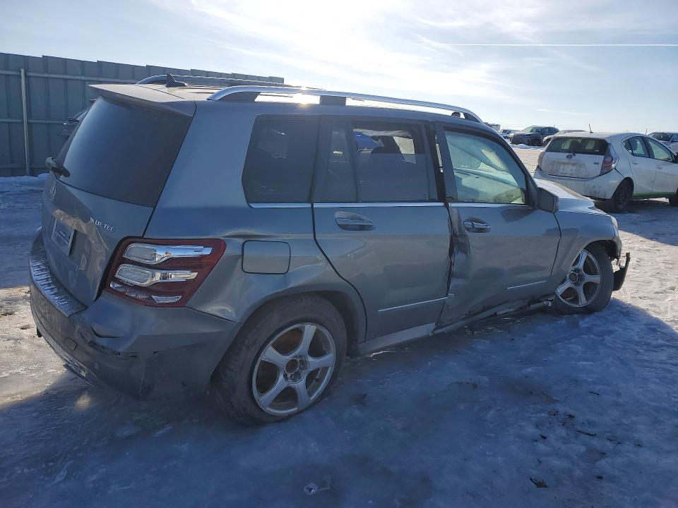 2015 Mercedes-benz Glk-klasse VIN WDCGG0EB7FG425357 COPART salvage auction — SIDE, On - Bill Of Sale - Parts Only, sold $250 on 2026-07-23 (photo 3)