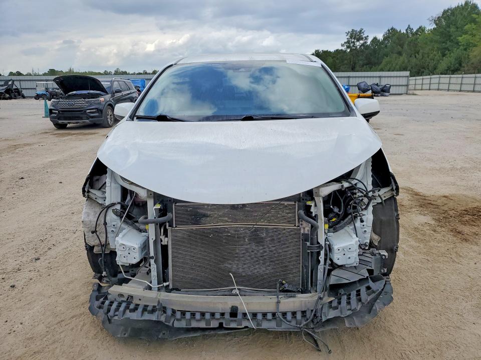 2021 Toyota Sienna VIN 5TDKRKECXMS034785 COPART salvage auction — FRONT END, Sc - Cert Of Title-Salvage, sold $13,100 on 2026-07-06 (photo 5)