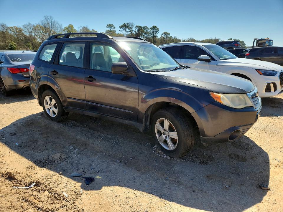 2013 Subaru Forester VIN JF2SHABC3DH406944 COPART salvage auction — FRONT END, Fl - Certificate Of Title, sold $675 on 2026-07-02 (photo 4)