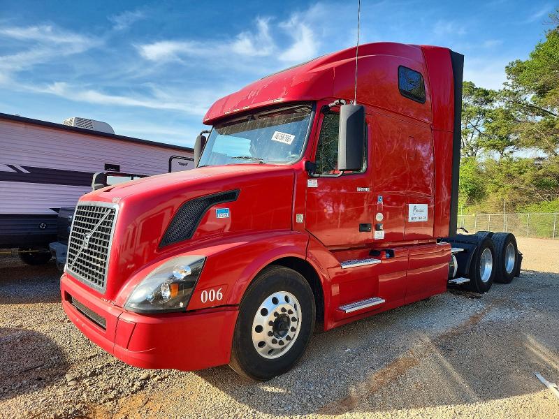 2016 Volvo Vnl VIN 4V4NC9EG6GN190959 COPART salvage auction — REAR END, Sc - Certificate Of Title, sold $4,800 on 2026-07-09 (photo 2)