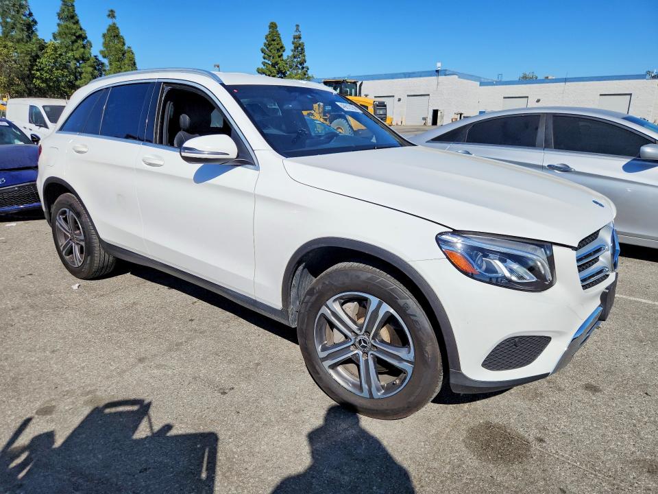 2019 Mercedes-benz Glc class VIN WDC0G4JB0KF641663 COPART salvage auction — NORMAL WEAR, Ca - Dis/Dlr/Exp Only Clean Title (P), sold $7,000 on 2026-07-17 (photo 4)
