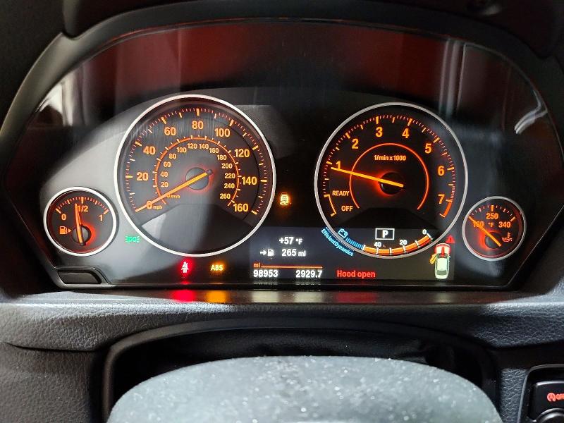 2017 BMW 3er VIN WBA8D9G50HNU59943 COPART salvage auction — WATER/FLOOD, Nh - Cert Of Title-Salvage, sold $100 on 2026-07-09 (photo 9)