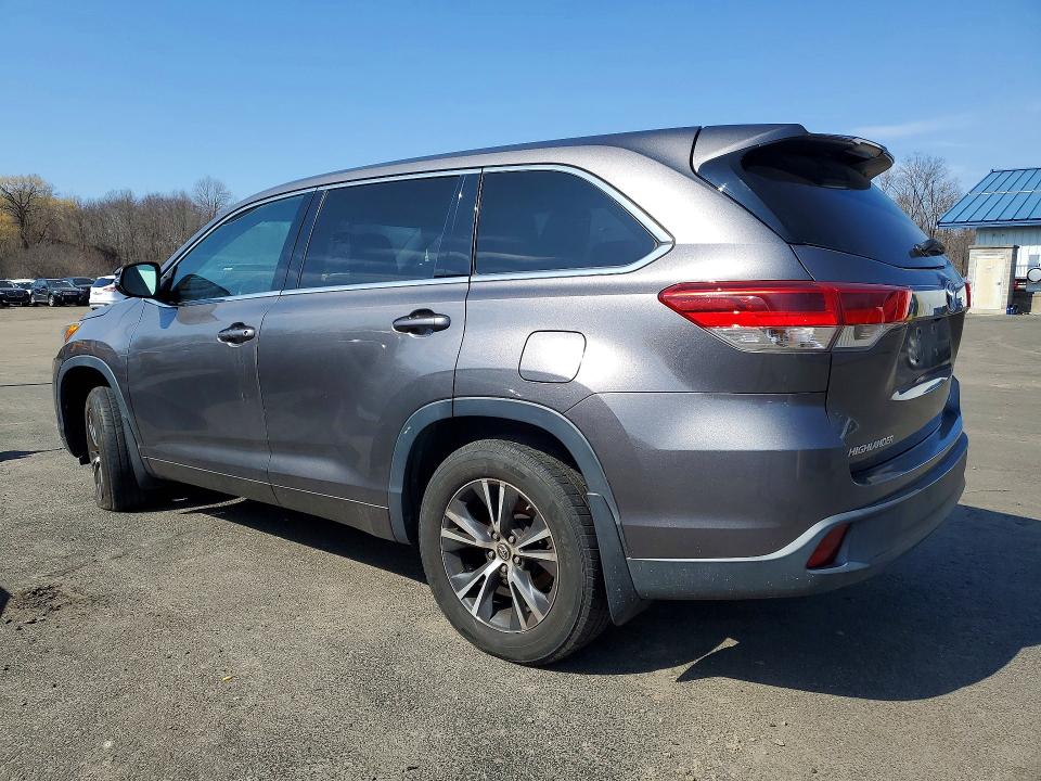 2017 Toyota Highlander VIN 5TDBZRFH3HS427097 COPART salvage auction — FRONT END, CT - CERTIFICATE OF TITLE, sold $10,200 on 2026-07-02 (photo 2)