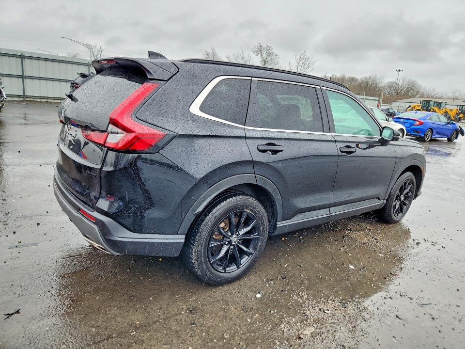 2024 Honda Cr-v VIN 2HKRS6H85RH807807 COPART salvage auction — FRONT END, KY - RED SALVAGE NON-REBUILDABLE, sold $17,900 on 2026-07-09 (photo 3)