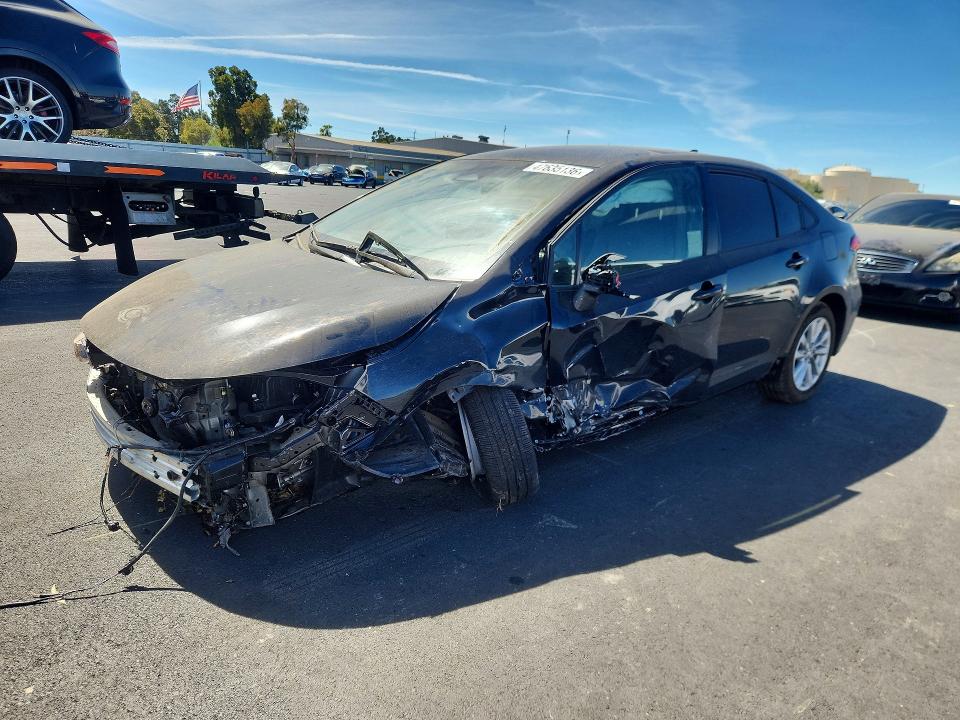 2026 Toyota Corolla VIN JTDB4MEE8T3033047 COPART salvage auction — FRONT END, CA, sold $4,100 on 2026-07-20 (photo 1)