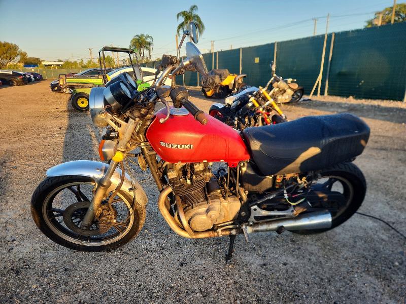 1984 Suzuki Gz VIN JS1GP51A1E2100659 COPART salvage auction — MINOR DENT/SCRATCHES, Fl - Certificate Of Title, sold $1,000 on 2026-07-09 (photo 3)