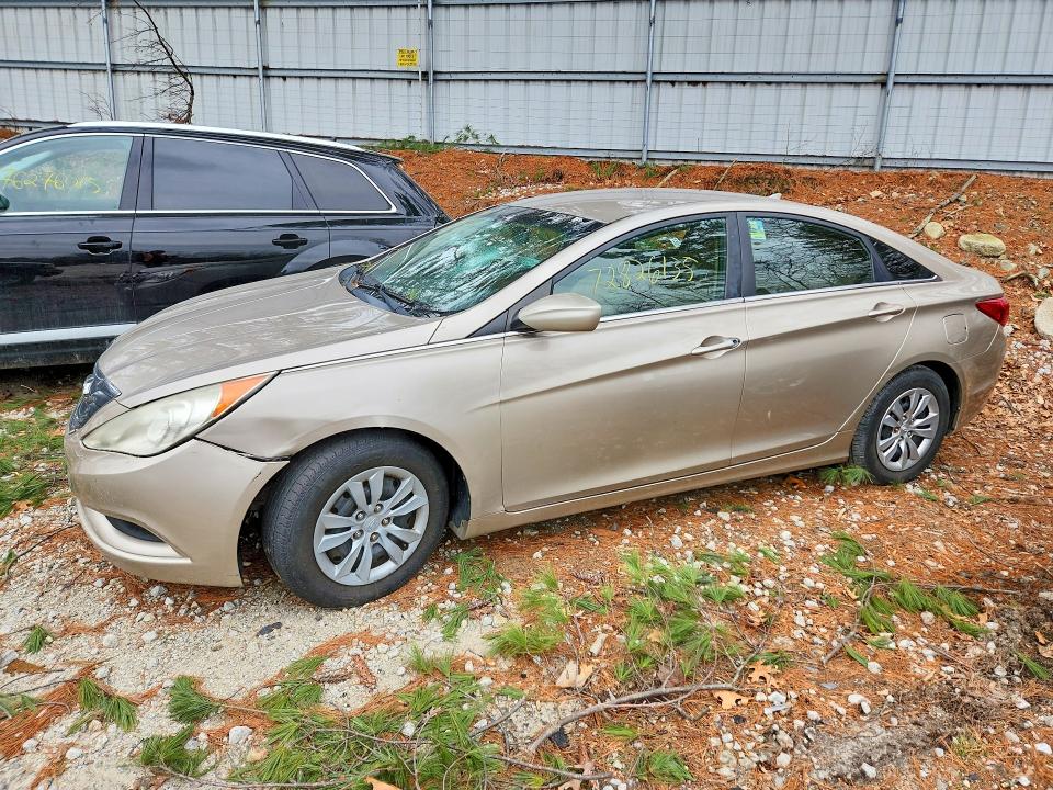 2012 Hyundai Sonata VIN 5NPEB4AC7CH321511 COPART salvage auction — FRONT END, Id - Salvage Certificate Of Title, sold $400 on 2026-07-20 (photo 1)