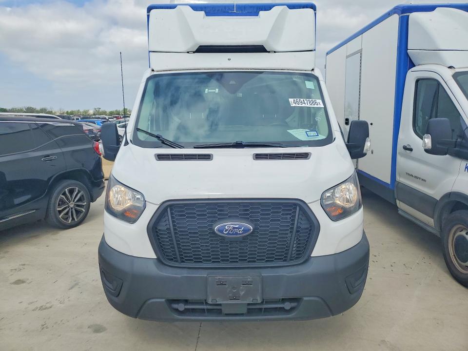 2022 Ford Transit VIN 1FDBW5Z82NKA39712 COPART salvage auction — NORMAL WEAR, Tx - Certificate Of Title, sold $17,000 on 2026-07-09 (photo 5)