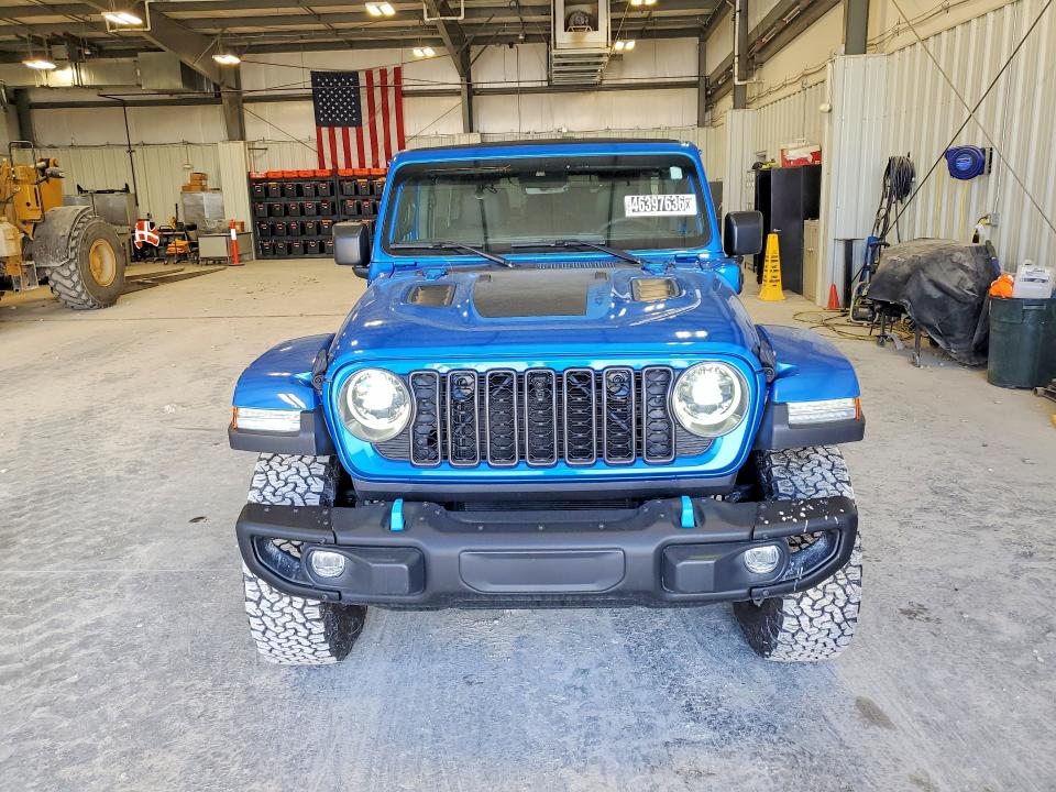2024 Jeep Wrangler / VIN 1C4RJXR6XRW186788 COPART salvage auction — MINOR DENT/SCRATCHES, Mo - Certificate Of Title, sold $25,500 on 2026-07-09 (photo 5)